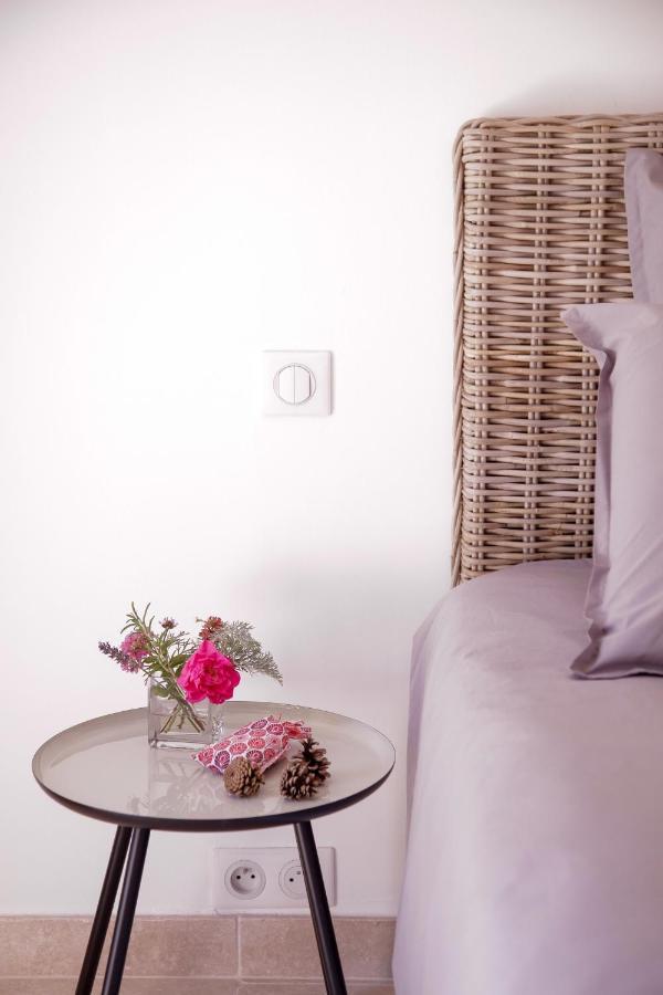 La Figue Noire Bed & Breakfast Caromb Ngoại thất bức ảnh